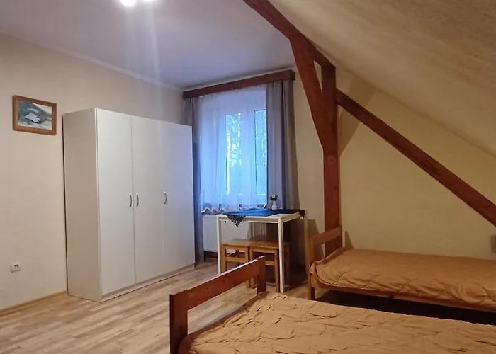 게스트하우스 Modrzewie