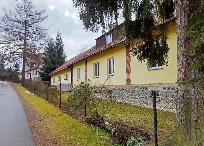 게스트하우스 Modrzewie